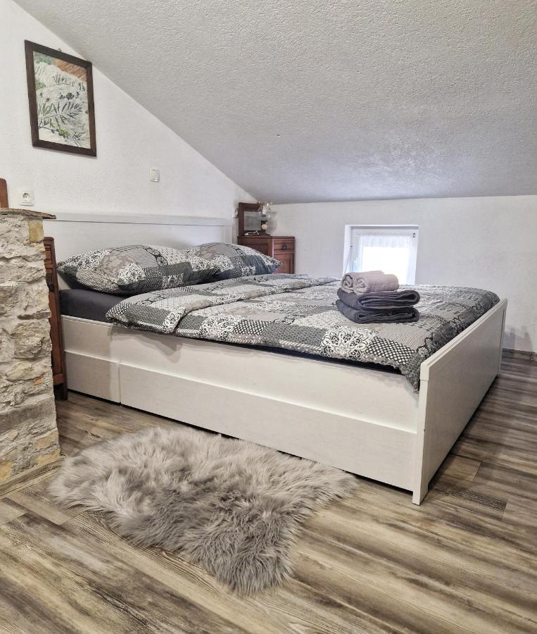 Casa Luana Villa Roč Dış mekan fotoğraf